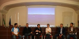 conferenza stampa acquatina in sup