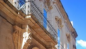 palazzo bozzi corso lecce