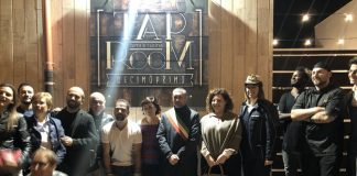 amministrazione comunale e squadra della tap room