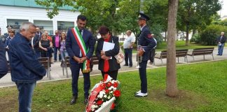 decaro a commemorazione gaetano marchitelli nel 15° aniversario dell'omicidio